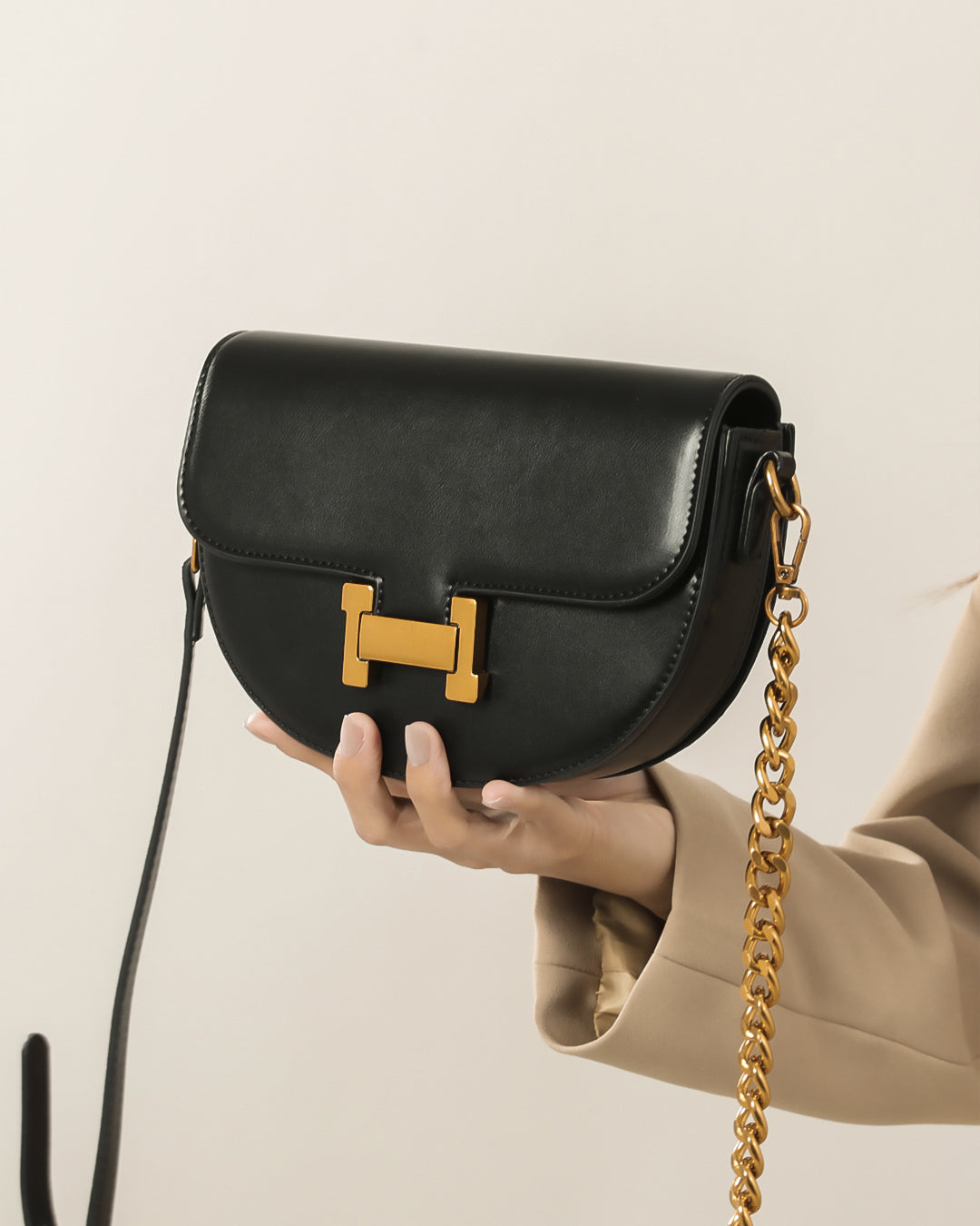 Femni Chelsea Saddle Bag - Black