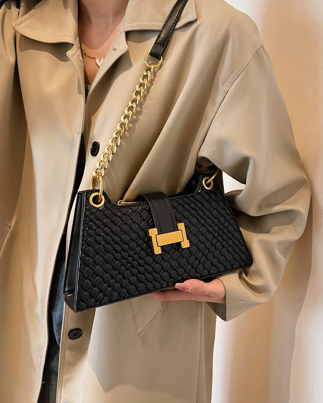 Femni Oxford Crossbody Bag - Black