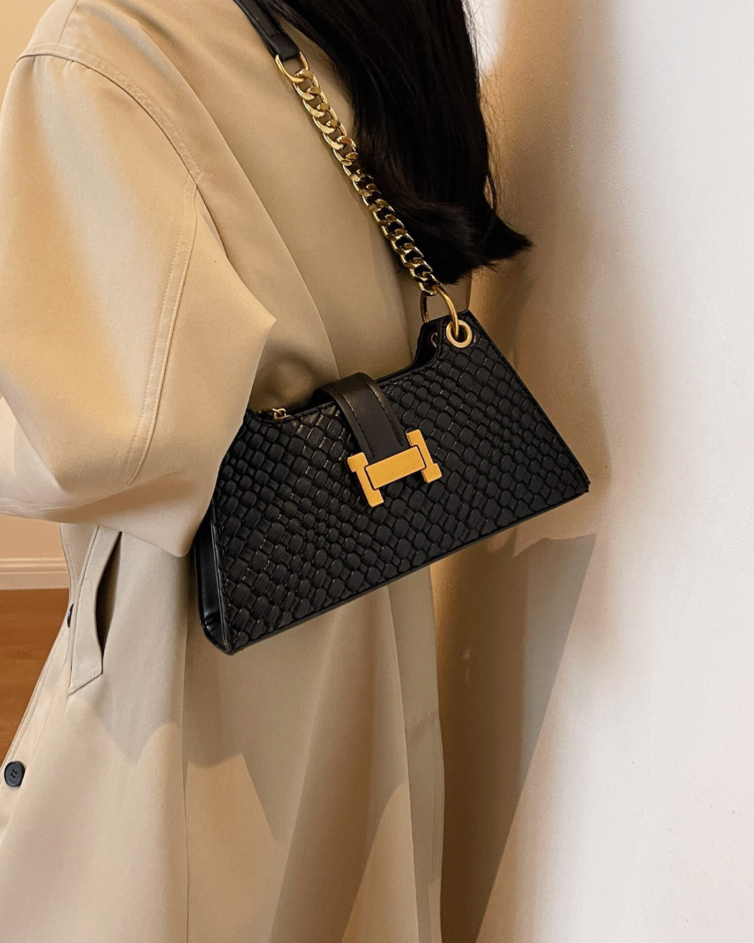 Femni Oxford Crossbody Bag - Black